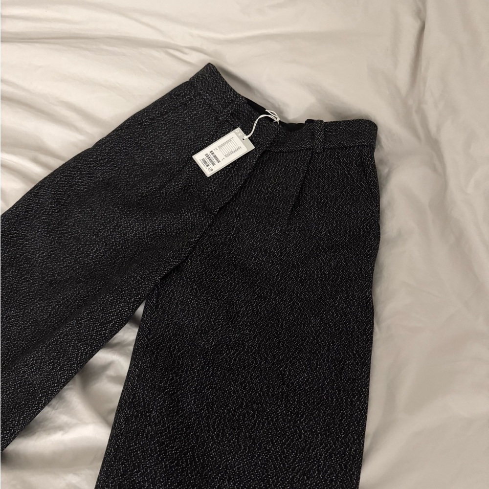 (NWT) COS Wool Mix Pleated Trousers in black - Picture 5 of 6